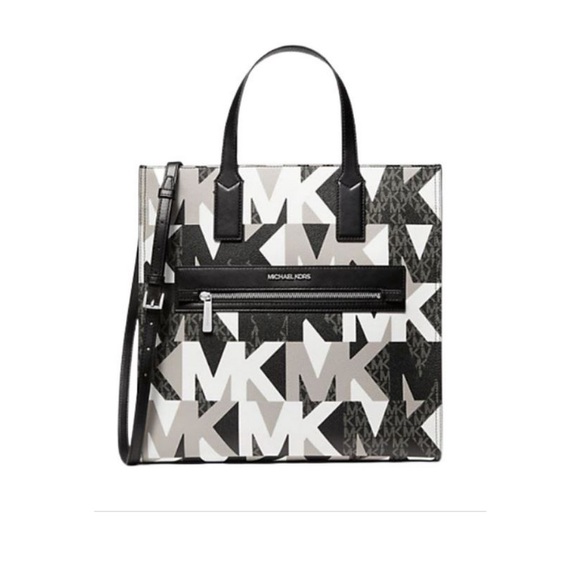 Michael Kors Handbags - Michael Kors Kenly tote bag